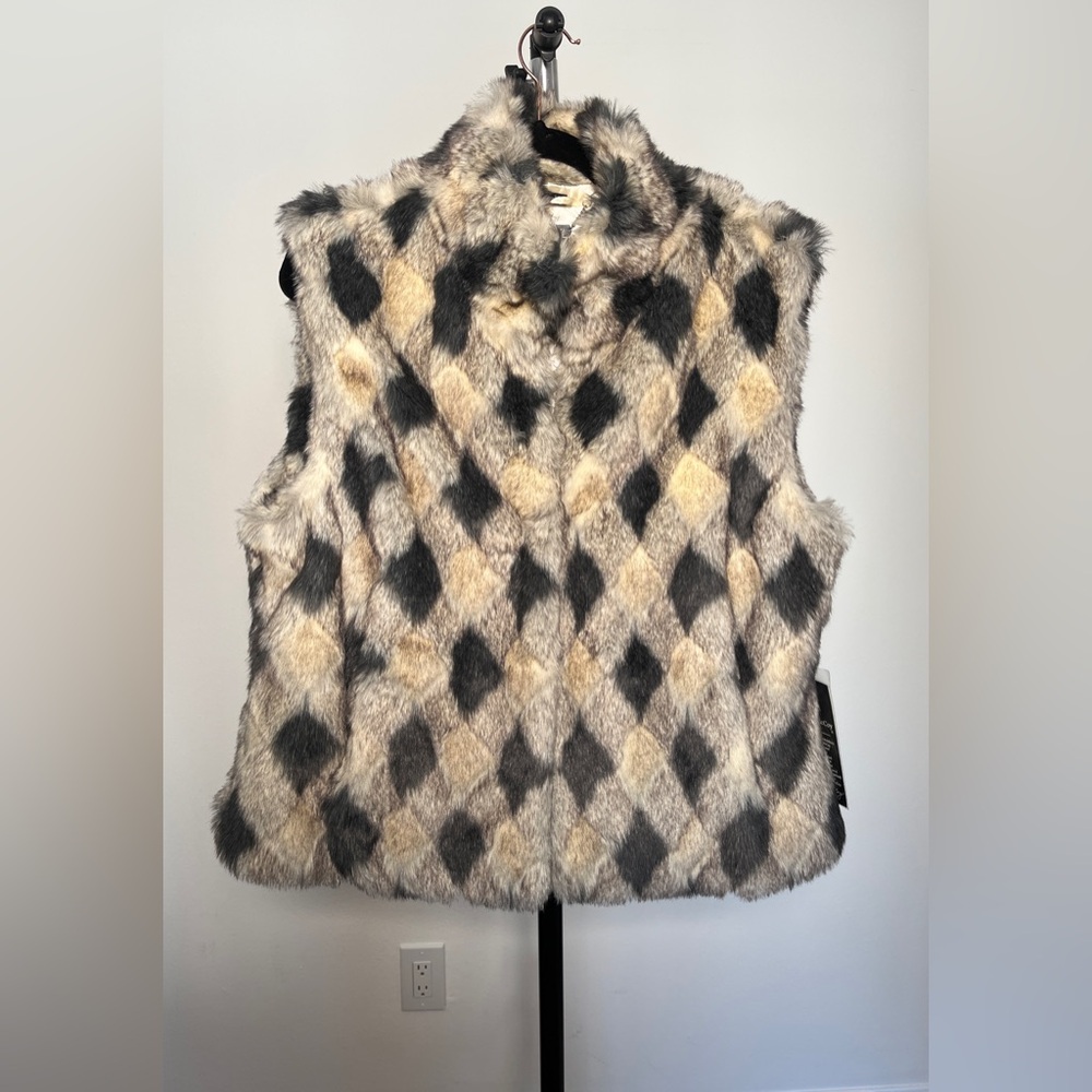 Pamela McCoy Checkered Faux Fur Vest, L